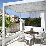 Villa Pastida - Private Pool & Jacuzzi & Central Place